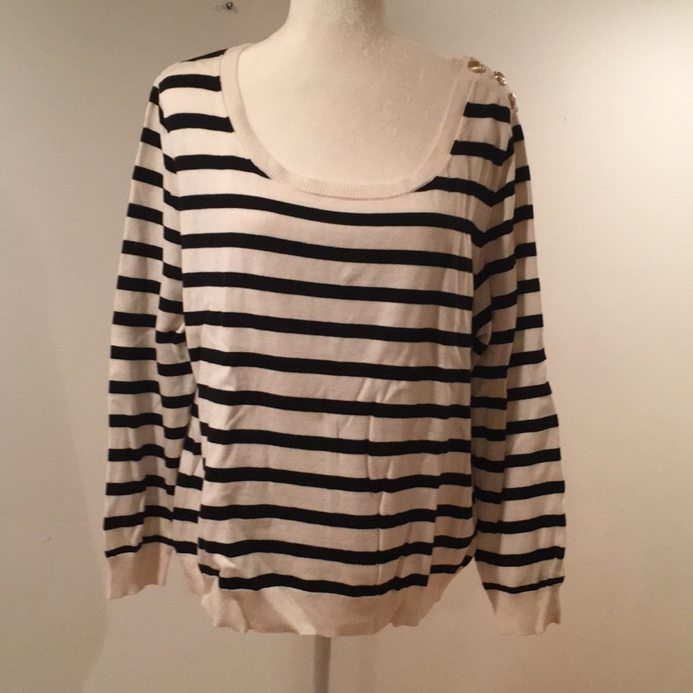Striped Black and White Women's Sweater